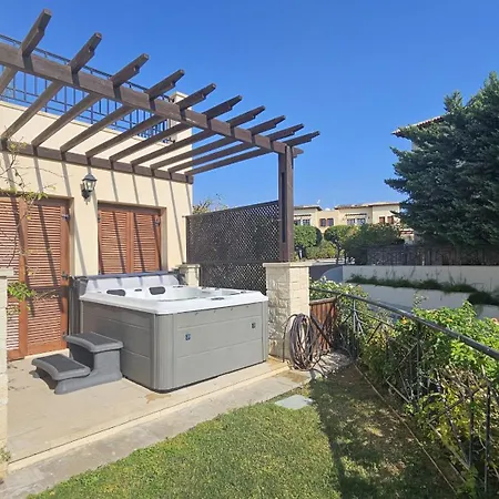 Daire Stay Aphrodite Hills 2Br Jacuzzi & Resort Amenities *